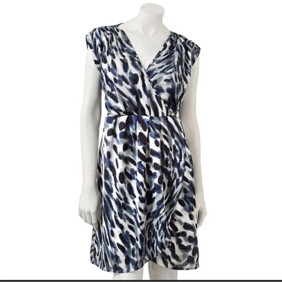Jennifer Lopez Animal Surplice Tulip-Hem Dress size large - Picture 1 of 3
